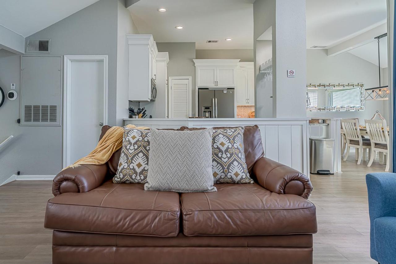 Hot Tub - Ocean Views - Steps To Private Beach - Quiet Location Galveston Eksteriør billede