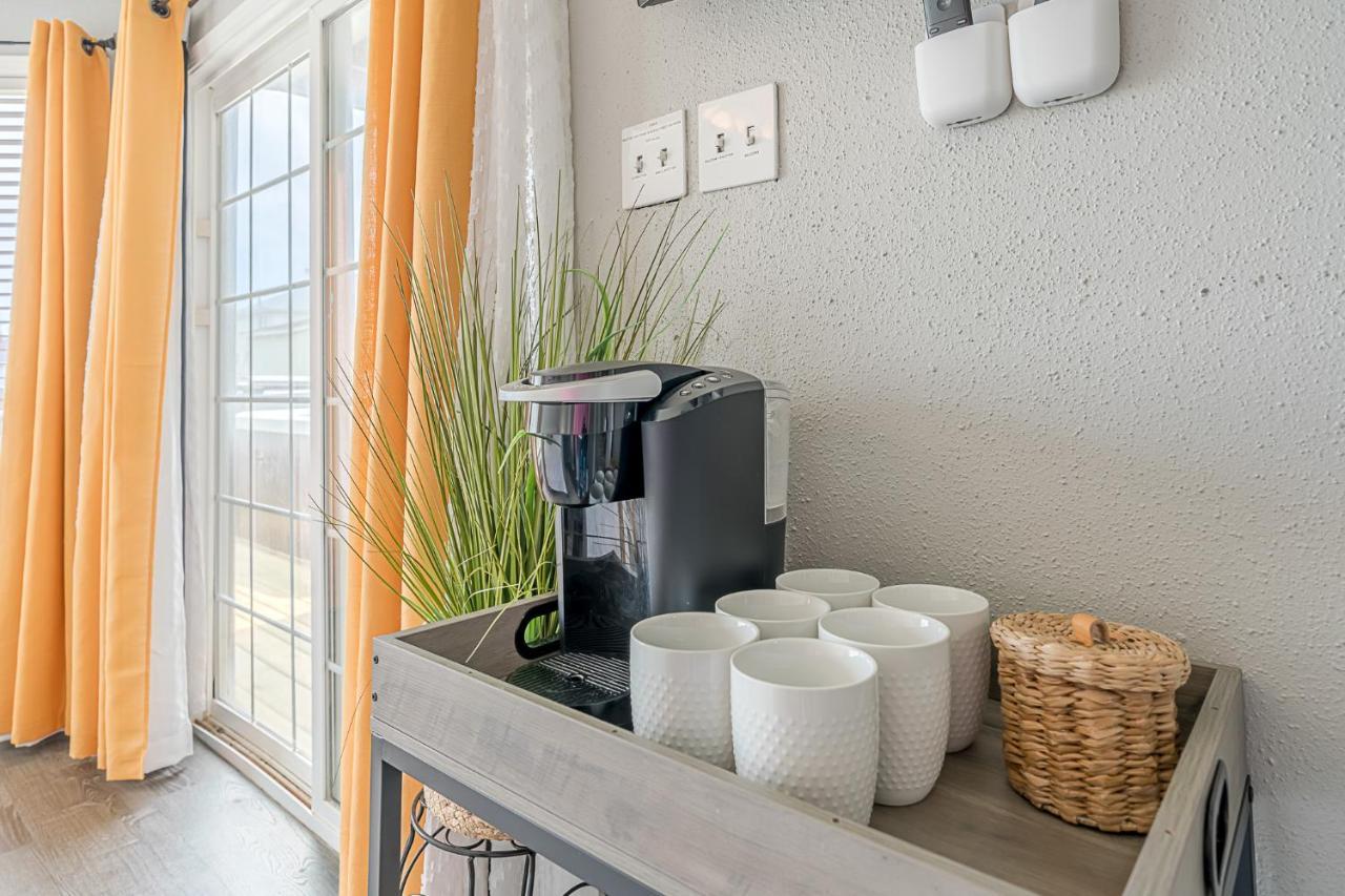 Hot Tub - Ocean Views - Steps To Private Beach - Quiet Location Galveston Eksteriør billede